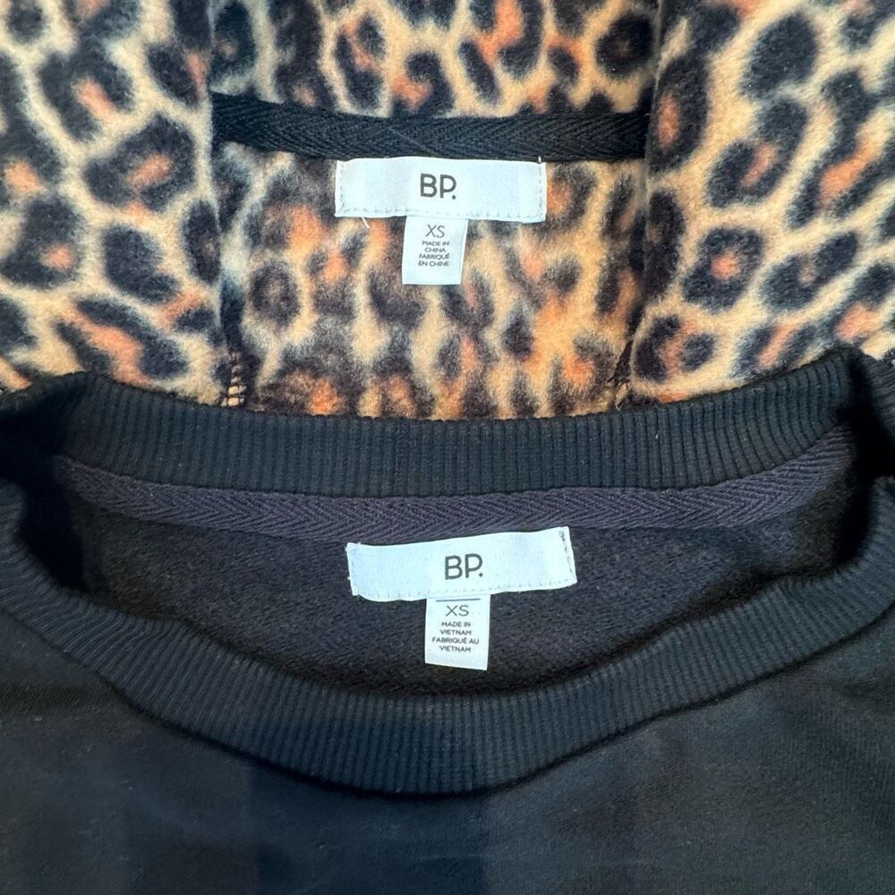 New Nordstrom Bundle Leopard Fleece& Doggy Crop Sweatshirt XS Black Tan - Picture 3 of 10